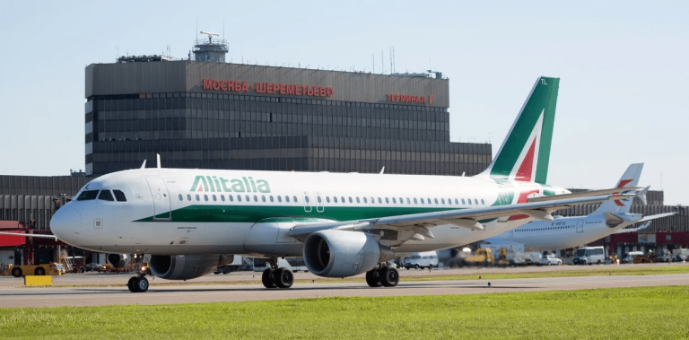 Alitalia cancela todos sus vuelos: qué pasa con los argentinos que tienen pasajes