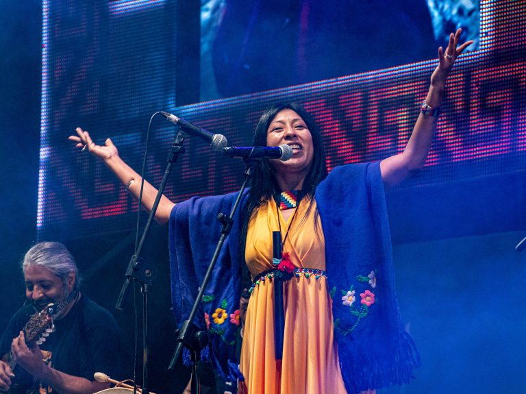 Micaela Chauque Gacetilla – PRESENTA “20 años con la música”- GIRA NACIONAL 2022