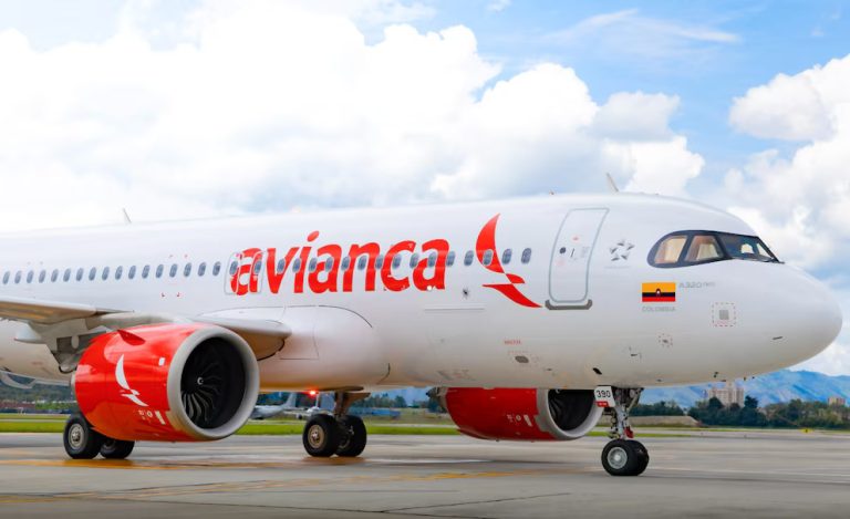 El Gobierno autorizó a una línea aérea basada en Ecuador a operar más rutas en el país