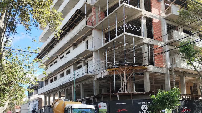 Hipotecas divisibles: el Gobierno dio un paso clave para facilitar el acceso a créditos con viviendas en construcción
