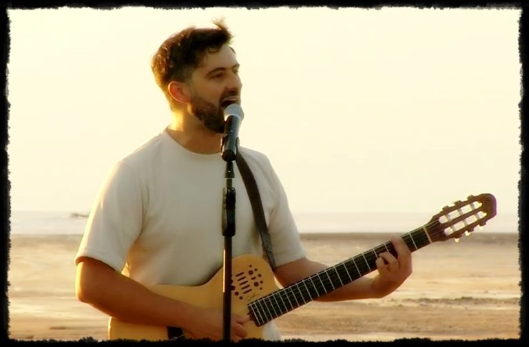 Julian Oderiz presenta Destino de Cantor – Sesiones en Las Salinas.