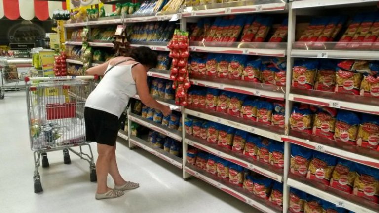 INDEC da a conocer la inflación de abril: consultoras locales coincidieron en un leve descenso
